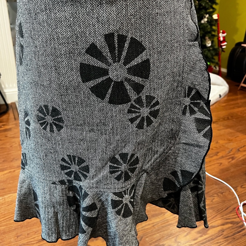 Ideology Black and Gray A-Line Skirt